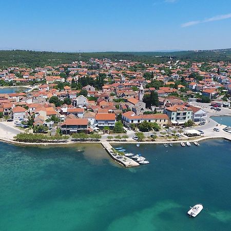 Holiday Home Zemljak Sukošan Eksteriør billede