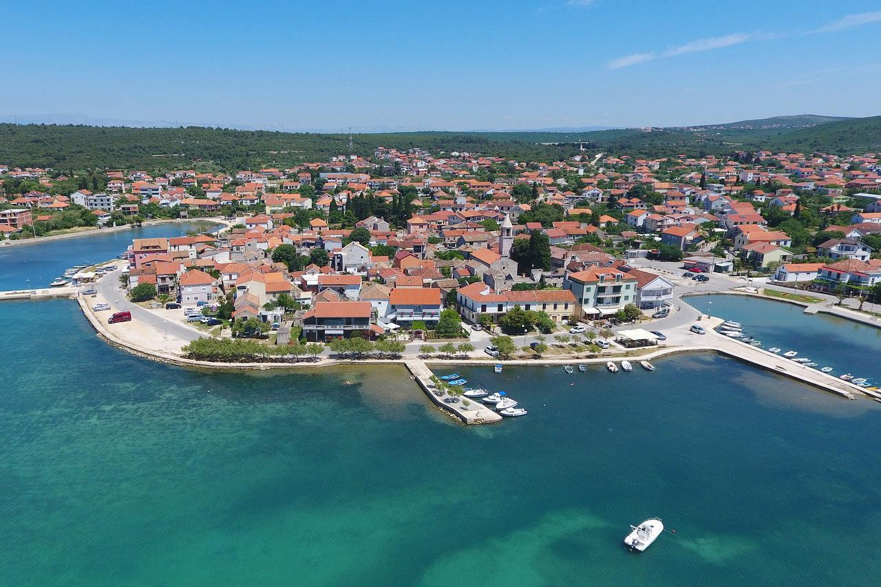 Holiday Home Zemljak Sukošan Eksteriør billede